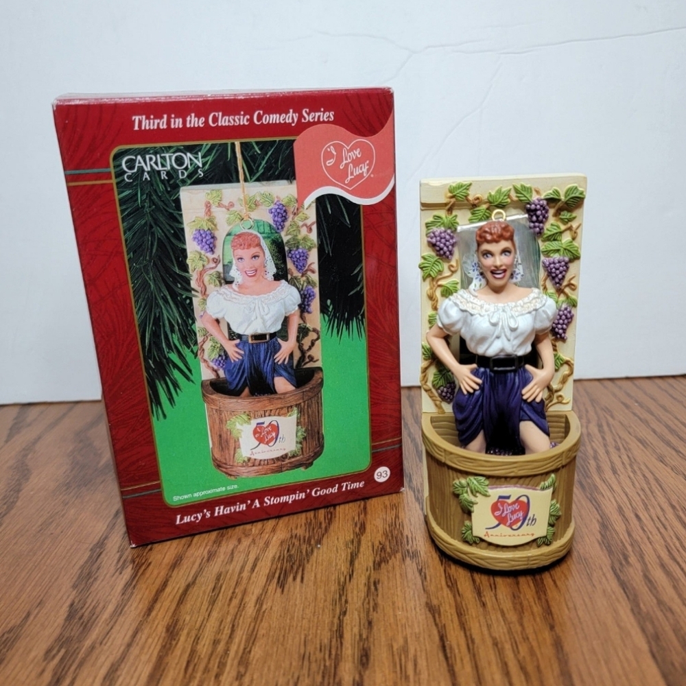 Carlton Cards I Love Lucy Lucy’s Havin’ A Stompin’ Good Time Ornament